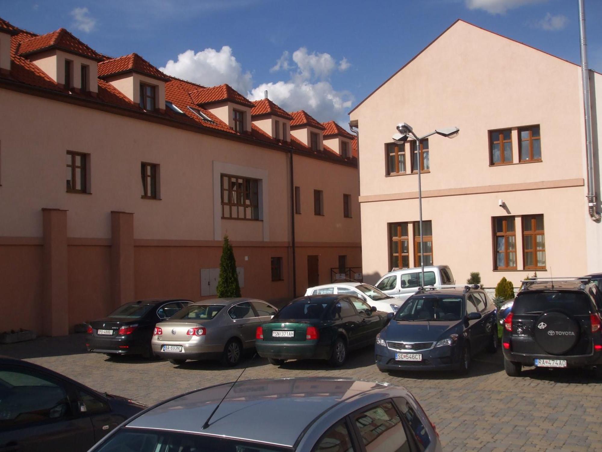 Parkhotel Centrum Спішська Нова Весь Екстер'єр фото